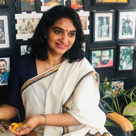 Oneindia Malayalam.